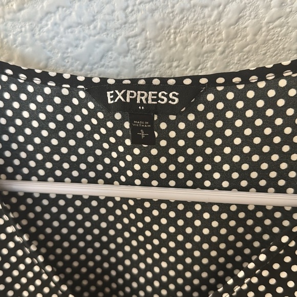 Express polka dot top - Picture 2 of 3